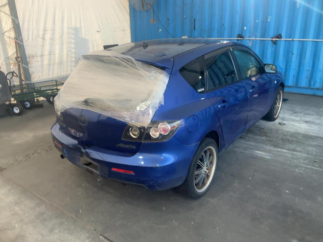 Photo '13' of Mazda Axela Photo '13' of Mazda Axela