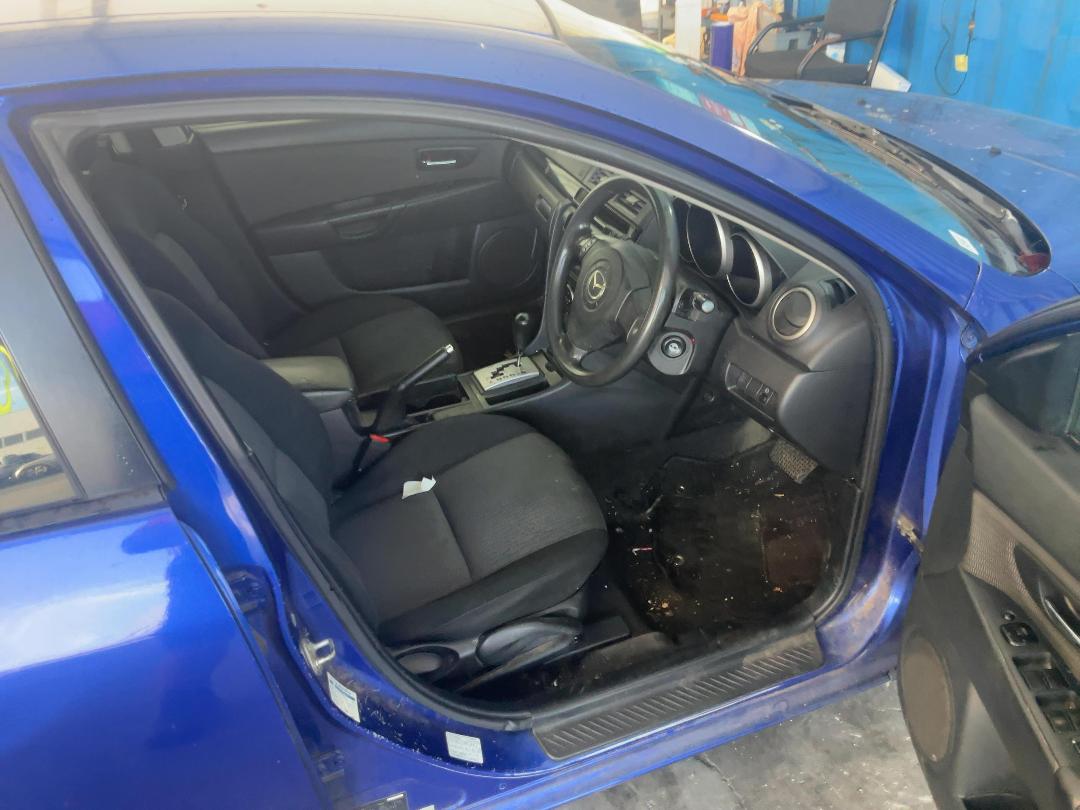 Photo '45' of Mazda Axela Photo '45' of Mazda Axela