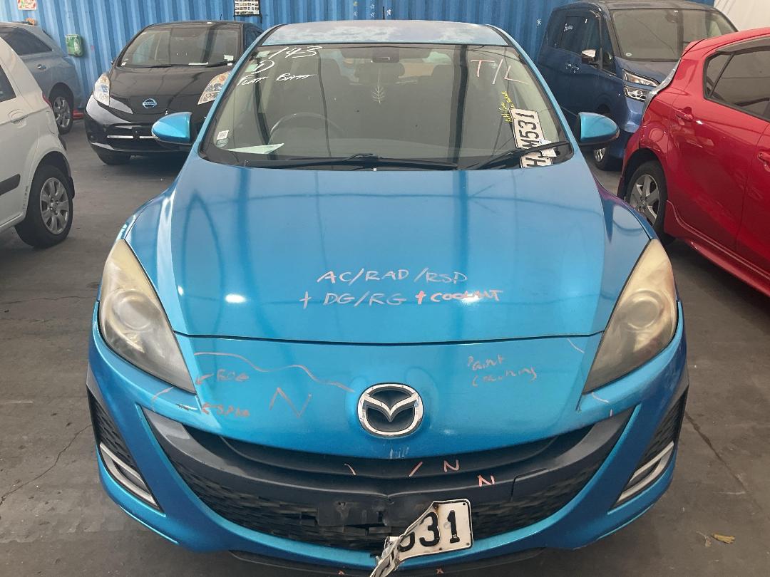 Photo '2' of Mazda Axela