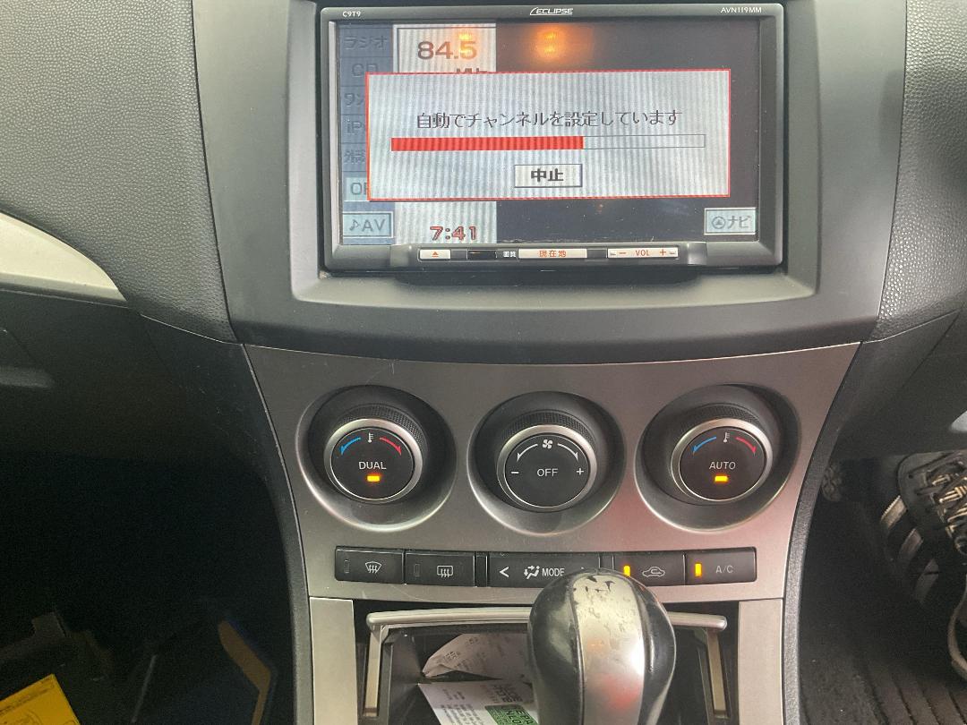 Photo '12' of Mazda Axela