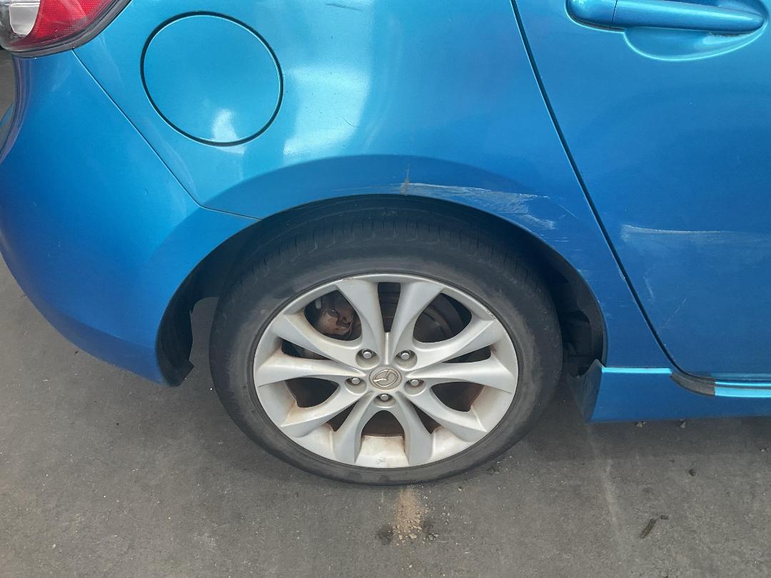 Photo '19' of Mazda Axela