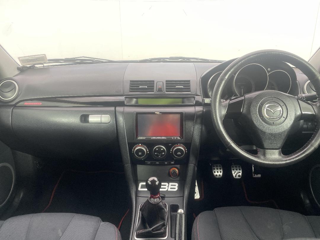 Photo '17' of Mazda Axela Photo '17' of Mazda Axela