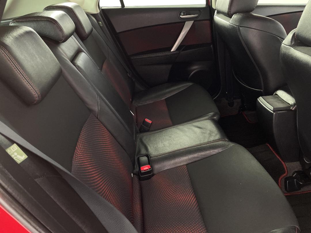 Photo '20' of Mazda Axela