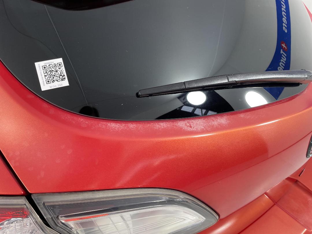 Photo '30' of Mazda Axela