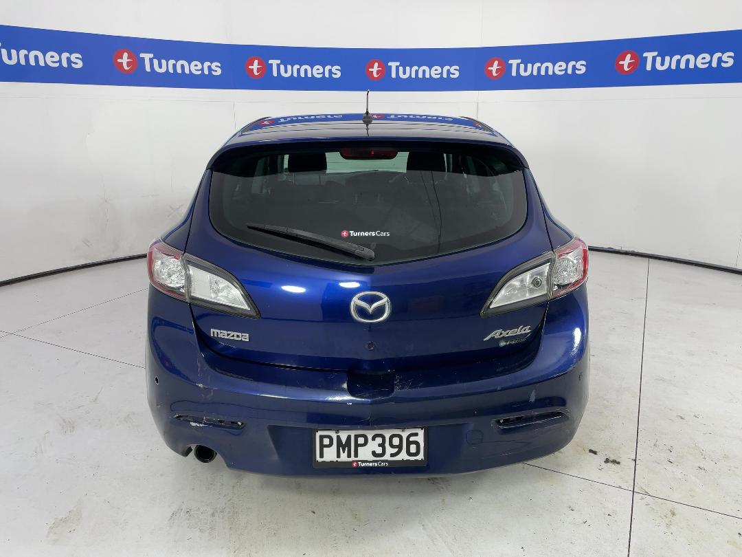 Photo '5' of Mazda Axela Photo '5' of Mazda Axela