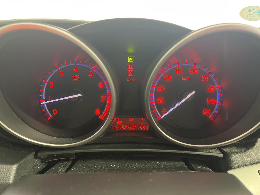 Photo '21' of Mazda Axela Photo '21' of Mazda Axela