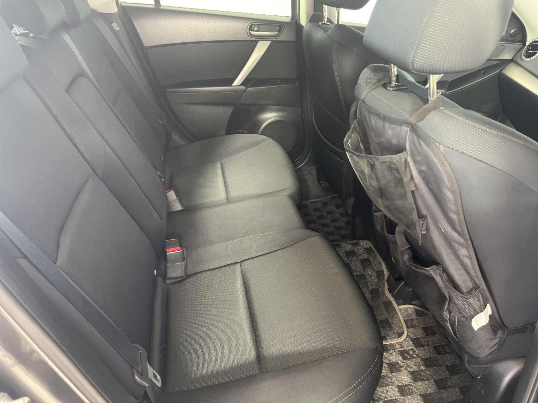 Photo '20' of Mazda Axela Photo '20' of Mazda Axela