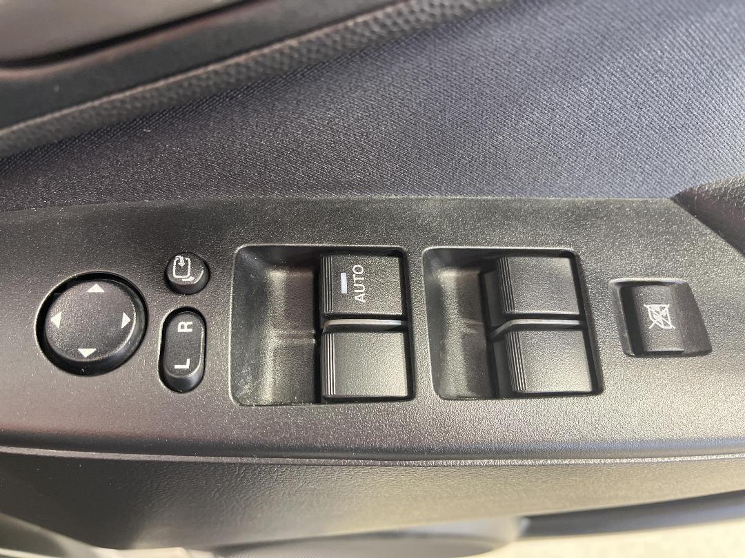 Photo '23' of Mazda Axela Photo '23' of Mazda Axela