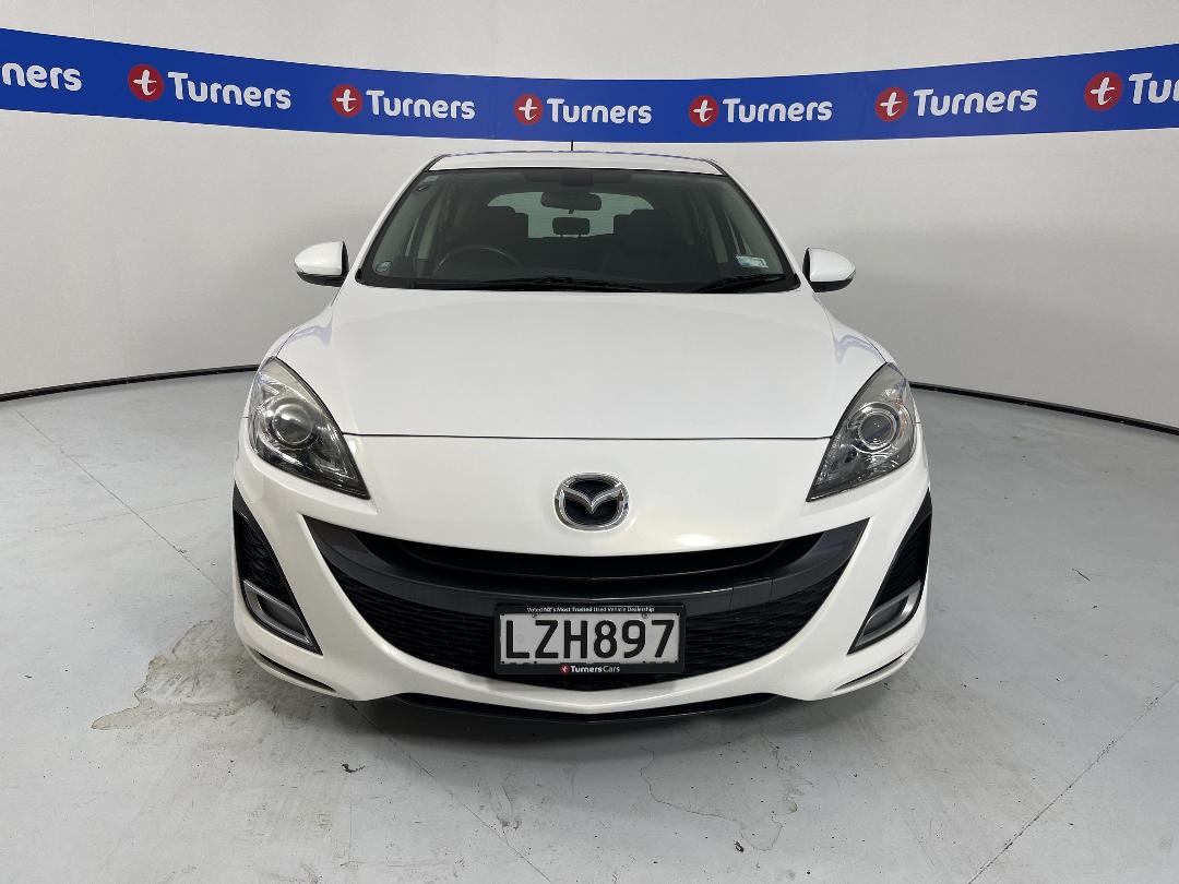 Photo '2' of Mazda Axela Photo '2' of Mazda Axela