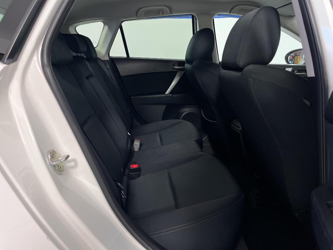 Photo '20' of Mazda Axela Photo '20' of Mazda Axela