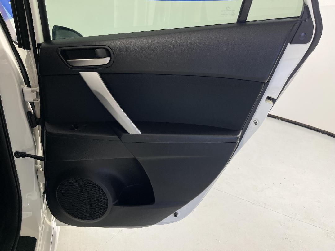 Photo '19' of Mazda Axela Photo '19' of Mazda Axela