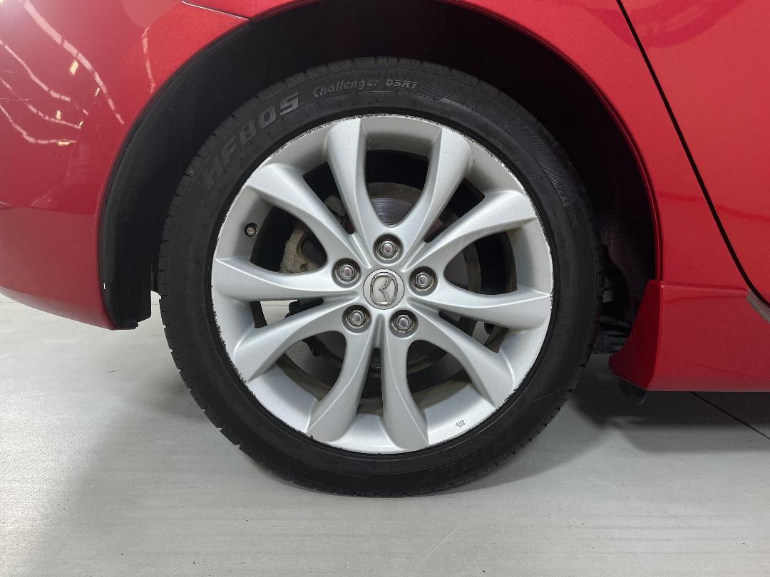 Photo '12' of Mazda Axela