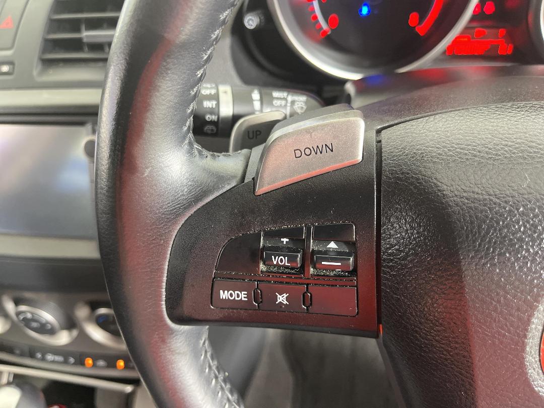 Photo '26' of Mazda Axela