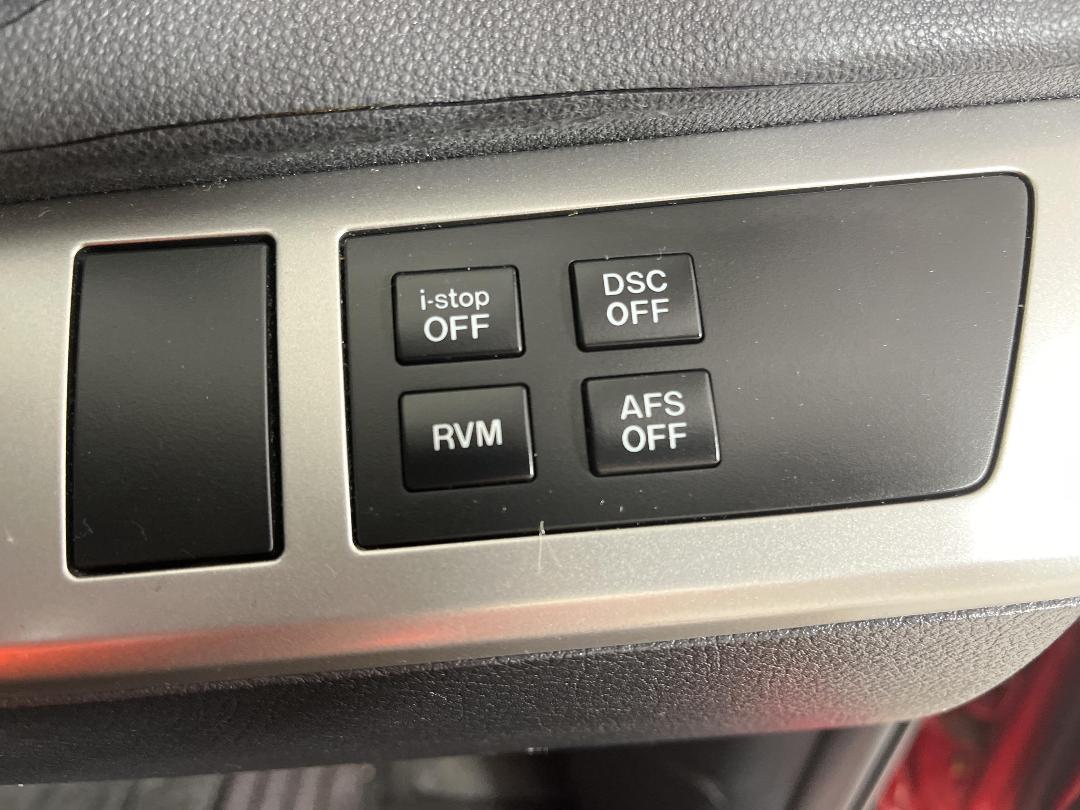 Photo '24' of Mazda Axela