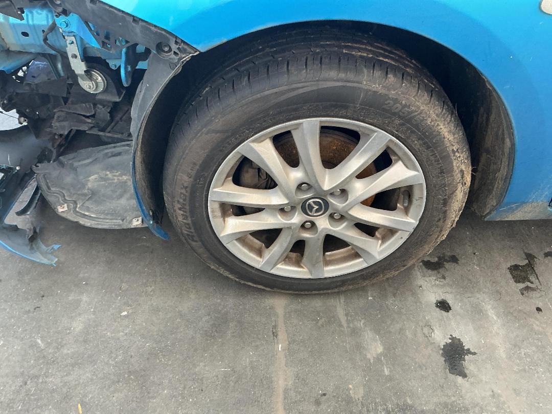 Photo '8' of Mazda Axela Sport