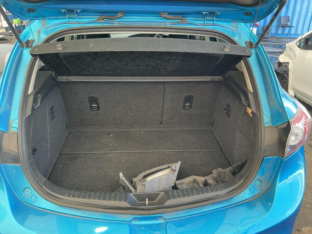 Photo '15' of Mazda Axela Sport