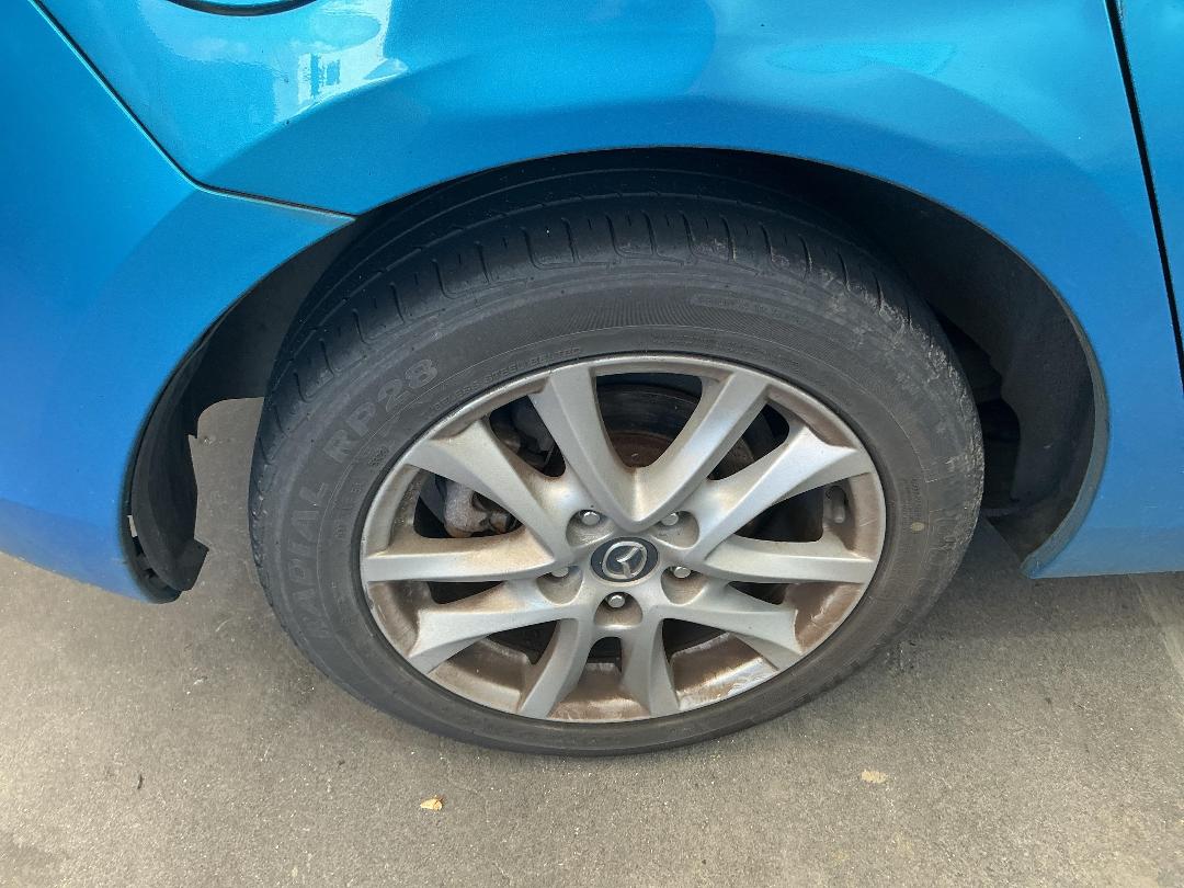 Photo '17' of Mazda Axela Sport