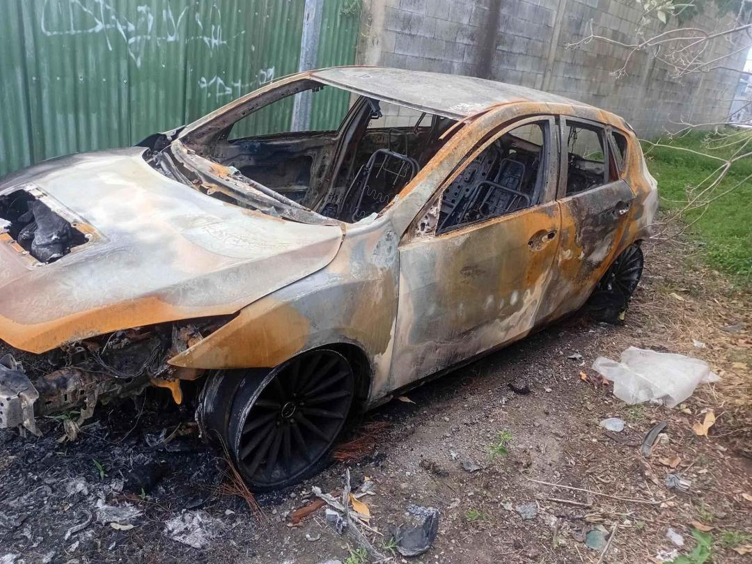 Photo '2' of Mazda Axela Photo '2' of Mazda Axela