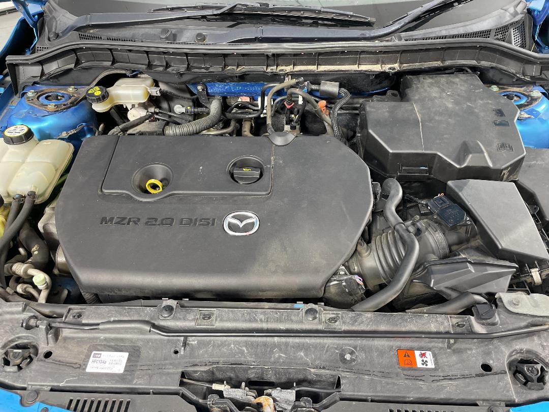 Photo '13' of Mazda Axela