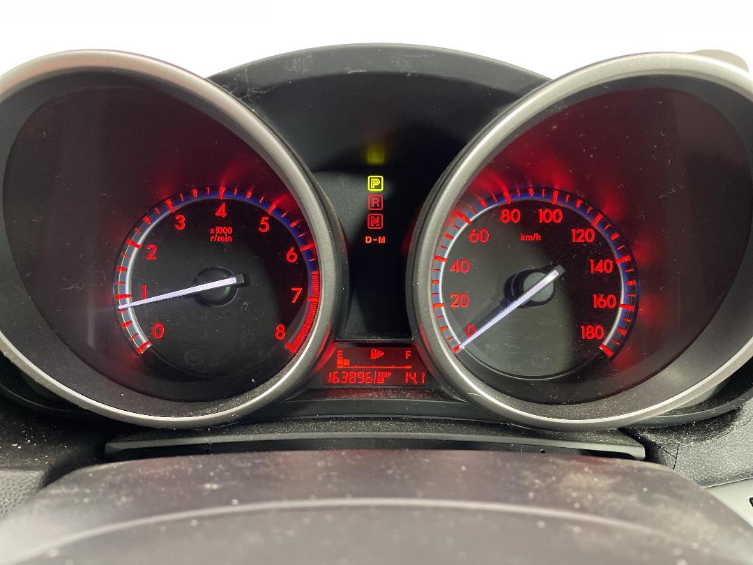 Photo '21' of Mazda Axela