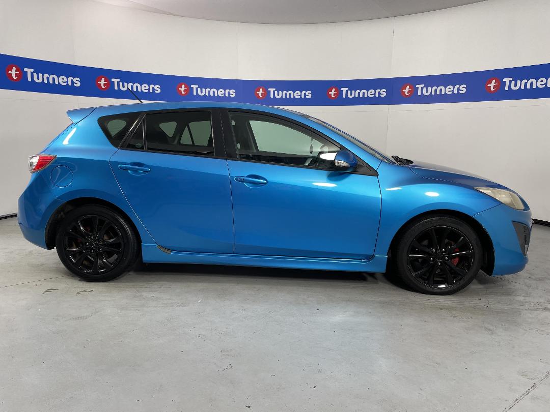 Photo '23' of Mazda Axela