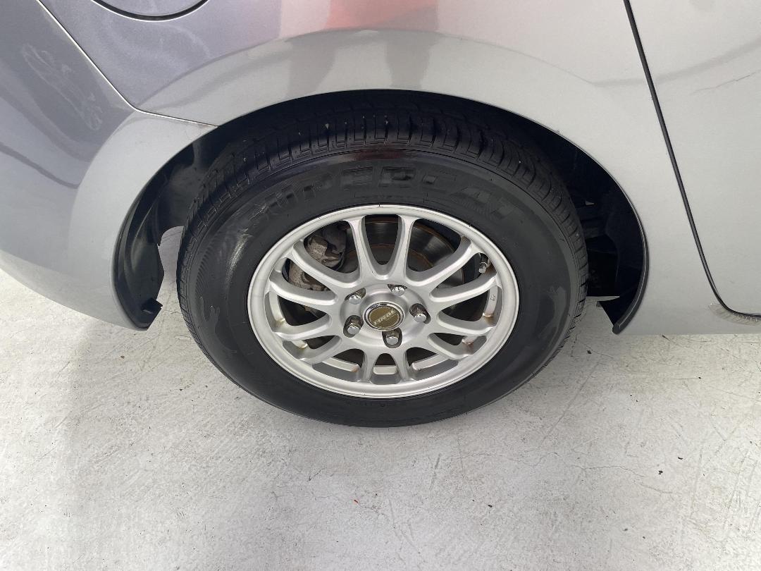 Photo '12' of Mazda Axela Photo '12' of Mazda Axela