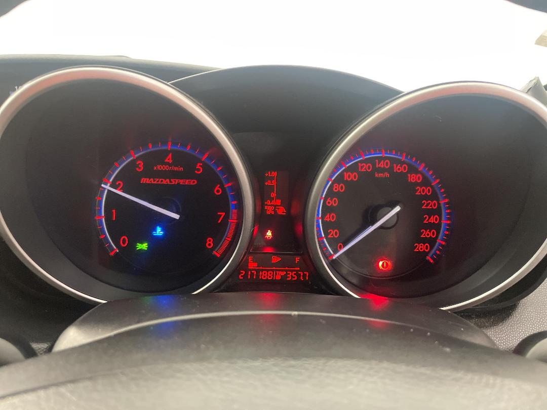 Photo '21' of Mazda Axela