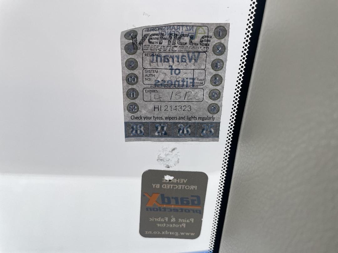 Photo '31' of Mazda Axela