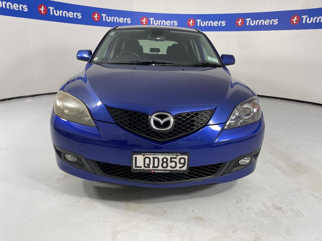 Photo '2' of Mazda Axela Photo '2' of Mazda Axela