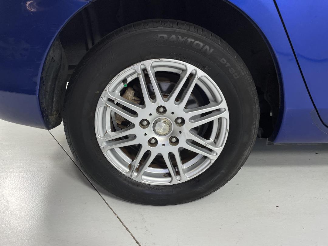 Photo '12' of Mazda Axela Photo '12' of Mazda Axela