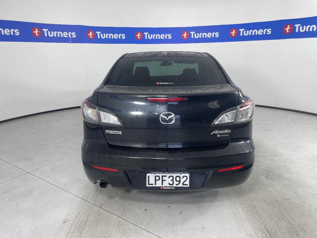 Photo '6' of Mazda Axela