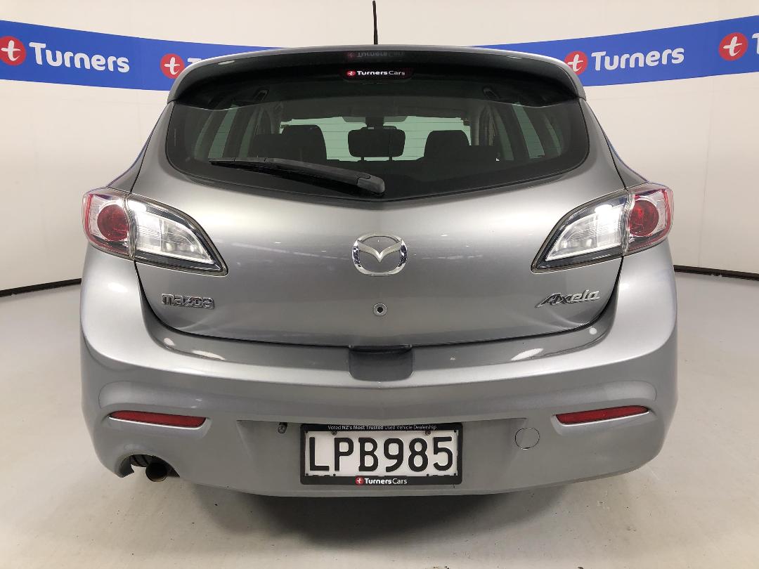 Photo '6' of Mazda Axela