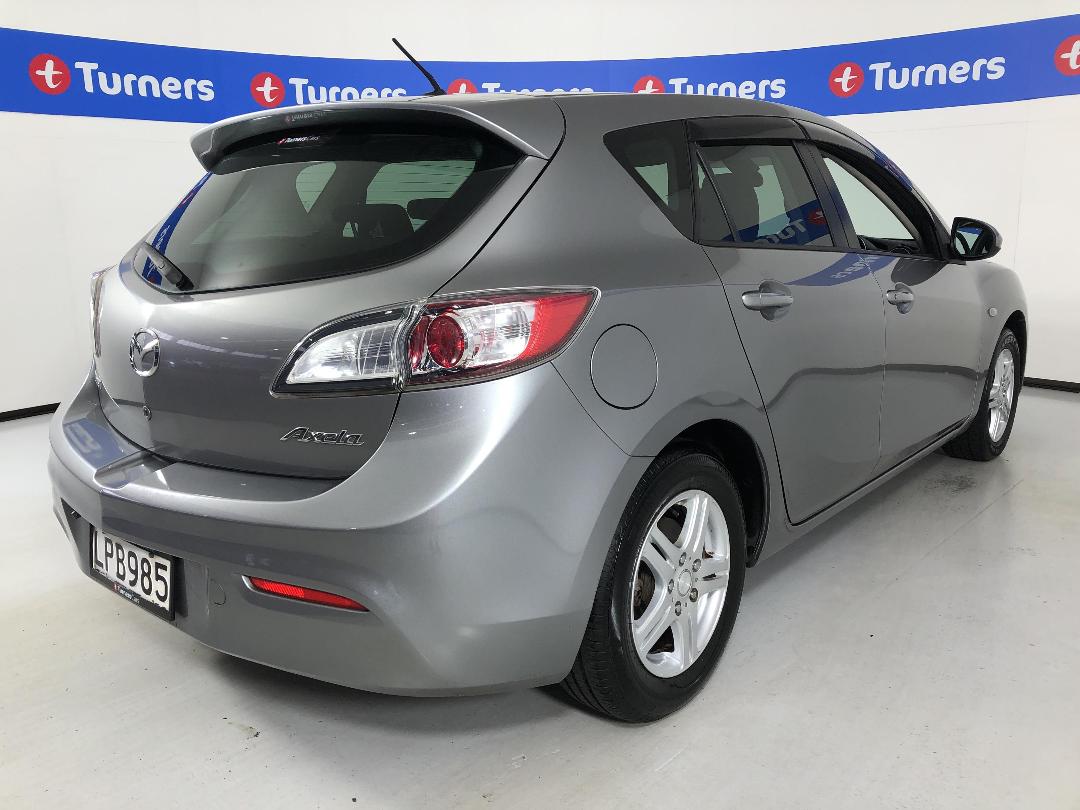 Photo '7' of Mazda Axela