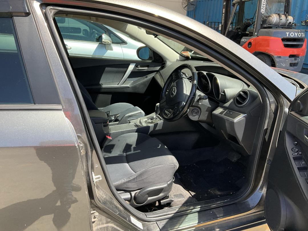 Photo '26' of Mazda Axela I-Stop Photo '26' of Mazda Axela I-Stop