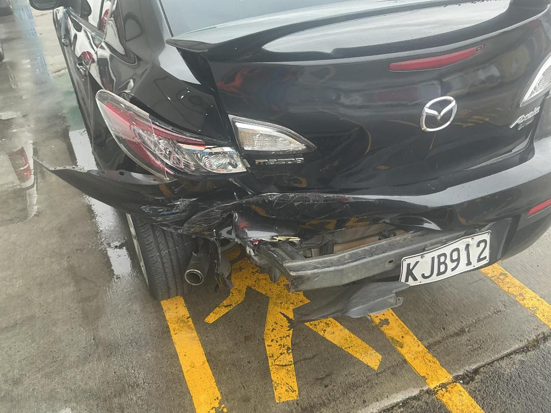 Photo '11' of Mazda Axela Photo '11' of Mazda Axela