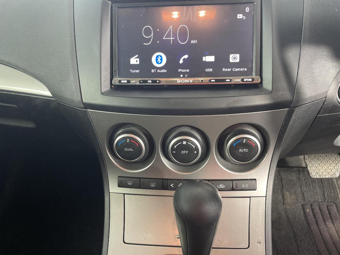 Photo '28' of Mazda Axela