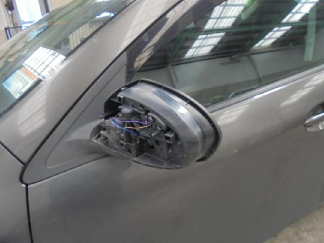 Photo '13' of Mazda Axela