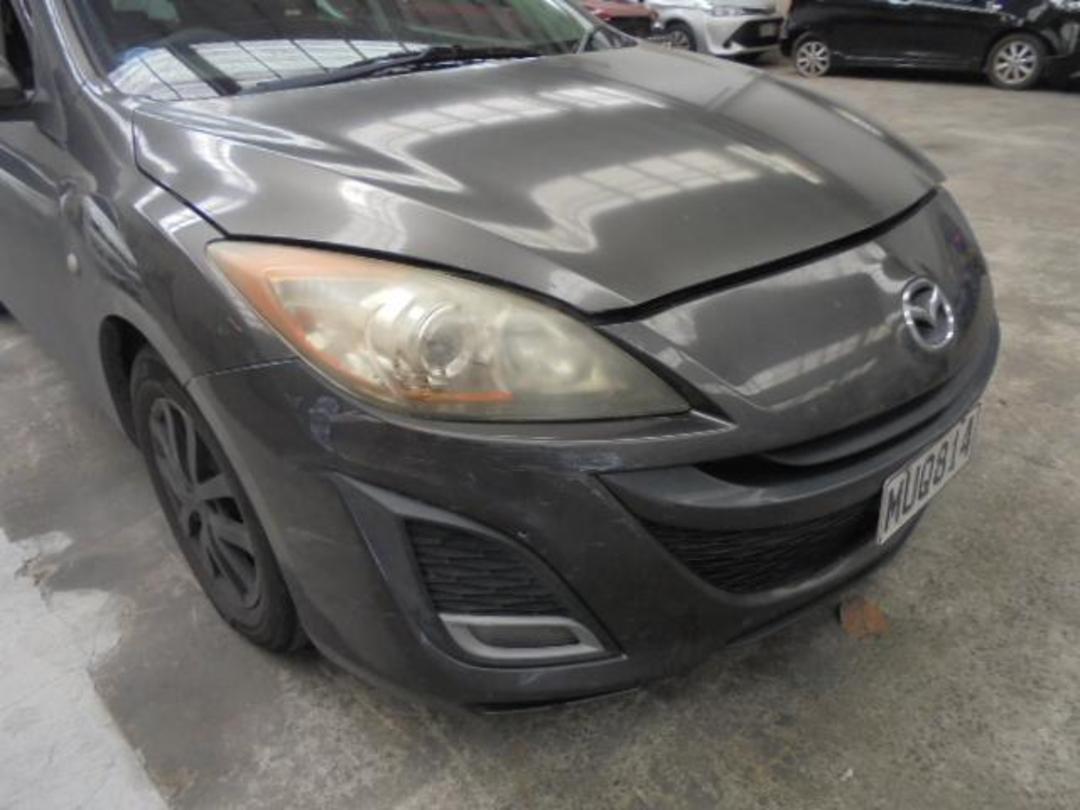 Photo '6' of Mazda Axela