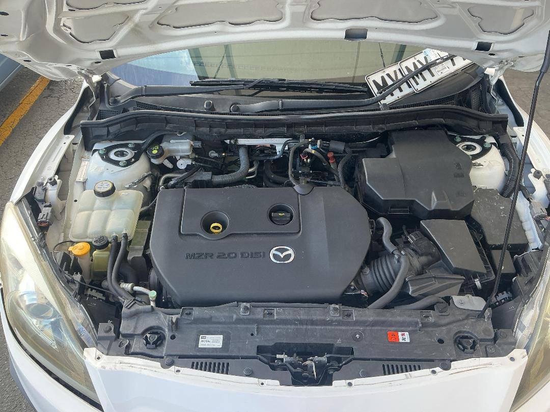 Photo '23' of Mazda Axela