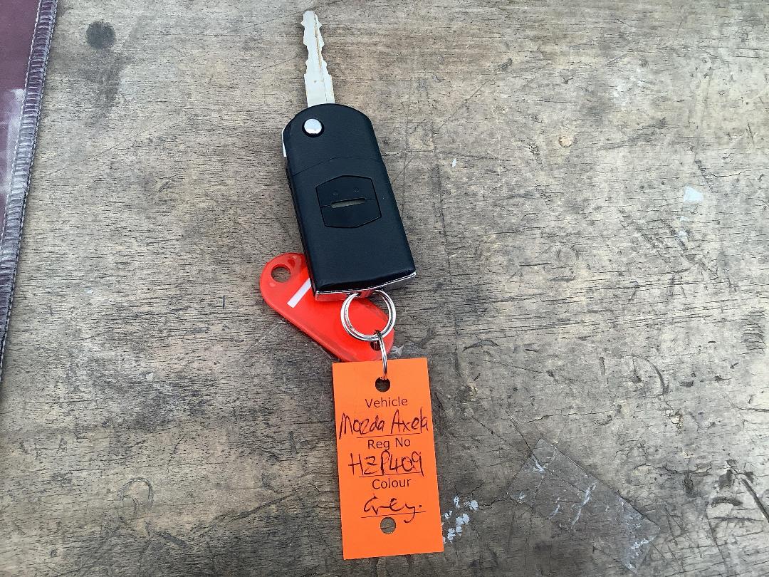 Photo '18' of Mazda Axela