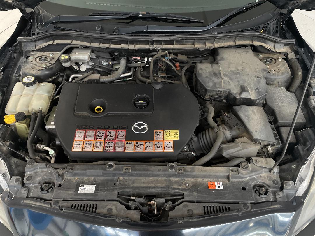 Photo '13' of Mazda Axela