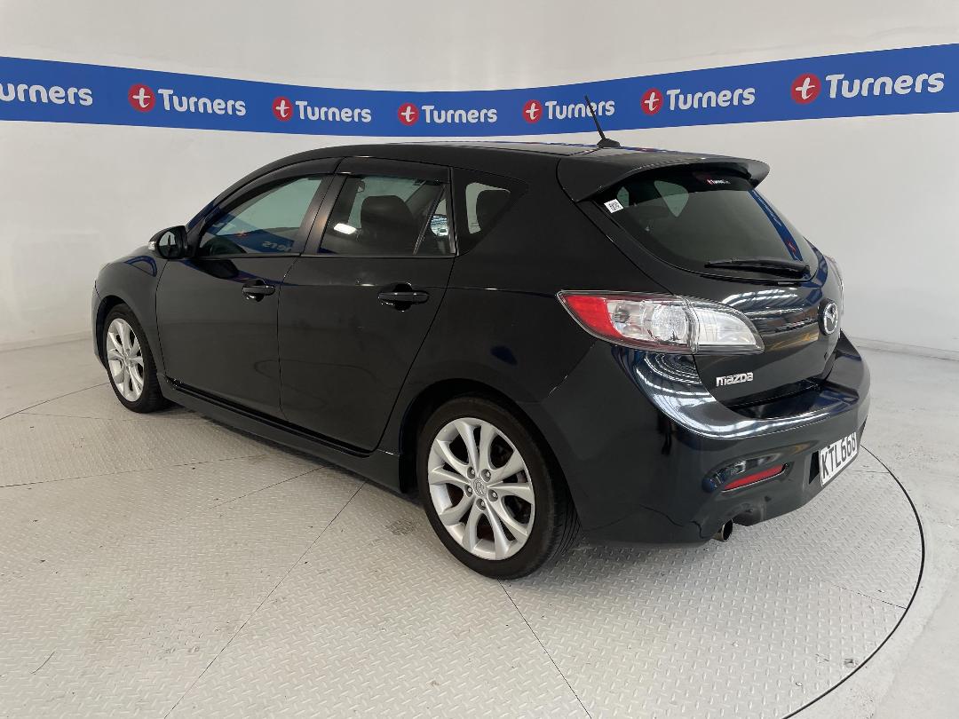 Photo '5' of Mazda Axela