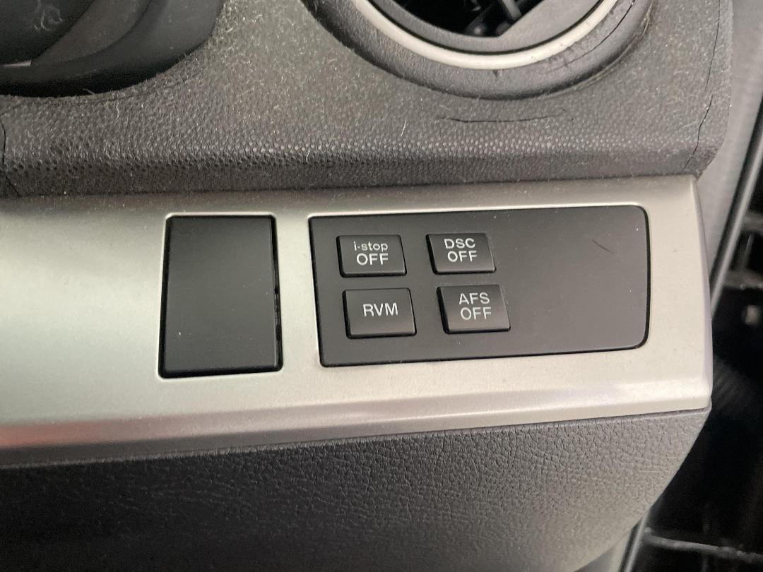 Photo '24' of Mazda Axela