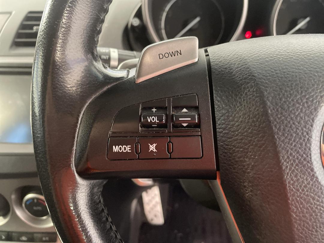 Photo '26' of Mazda Axela