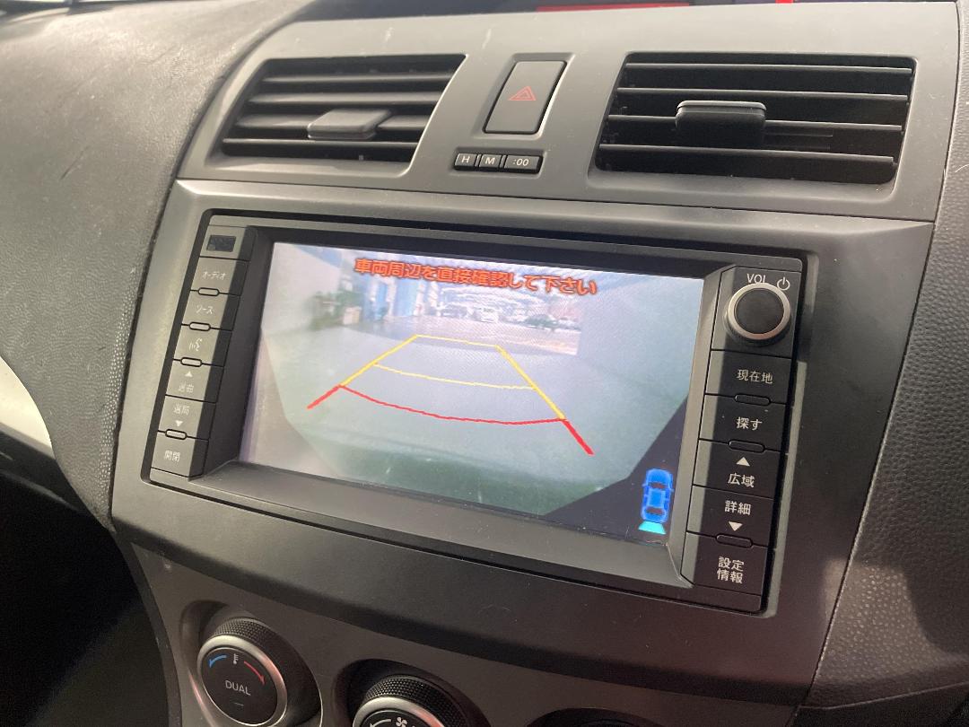 Photo '29' of Mazda Axela