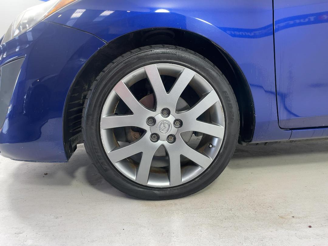 Photo '10' of Mazda Axela Photo '10' of Mazda Axela