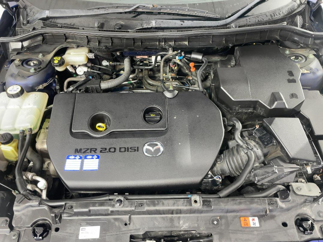 Photo '13' of Mazda Axela Photo '13' of Mazda Axela