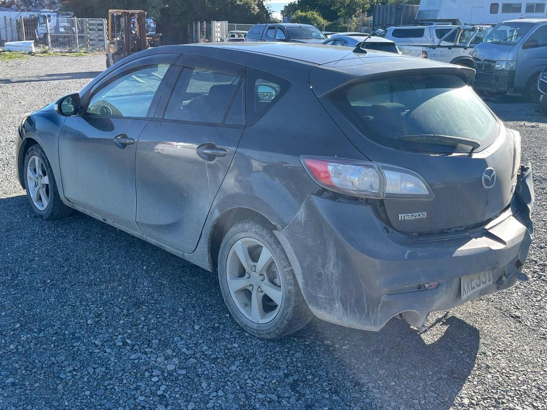 Photo '4' of Mazda Axela