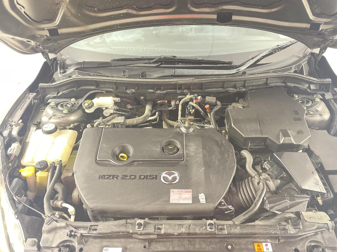 Photo '13' of Mazda Axela