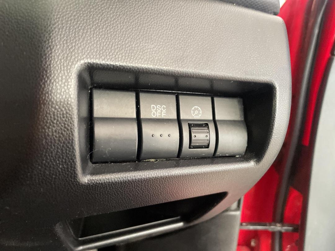 Photo '25' of Mazda Axela